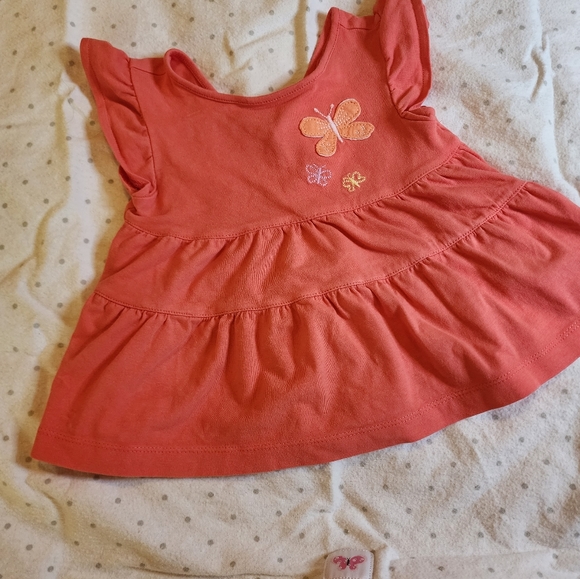 Carter's Baby Girl Outfit - 9 months - Picture 3 of 7